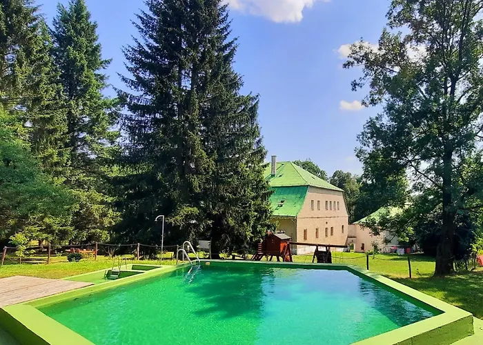 Lesny Dwor W Gorach Sowich